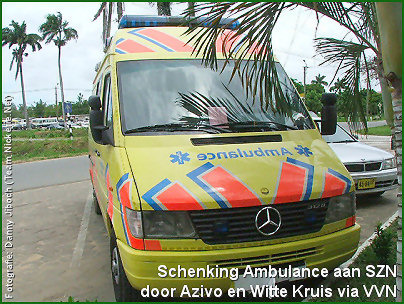 01-schenking ambulance nickerie